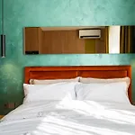 The Hidden Jewel - Cozy & Modern Lägenhet Bukarest