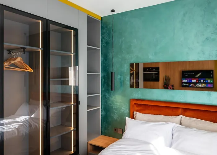 The Hidden Jewel - Cozy & Modern Bucharest