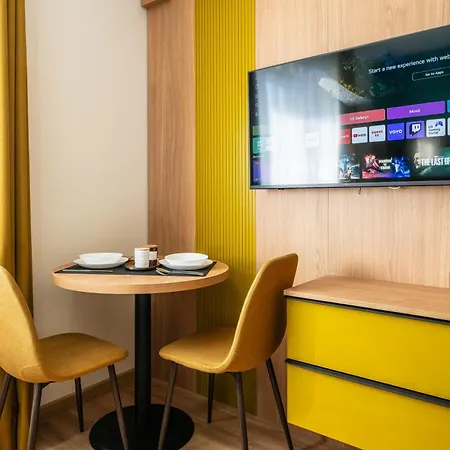 Apartment The Hidden Jewel - Cozy & Modern Bucharest